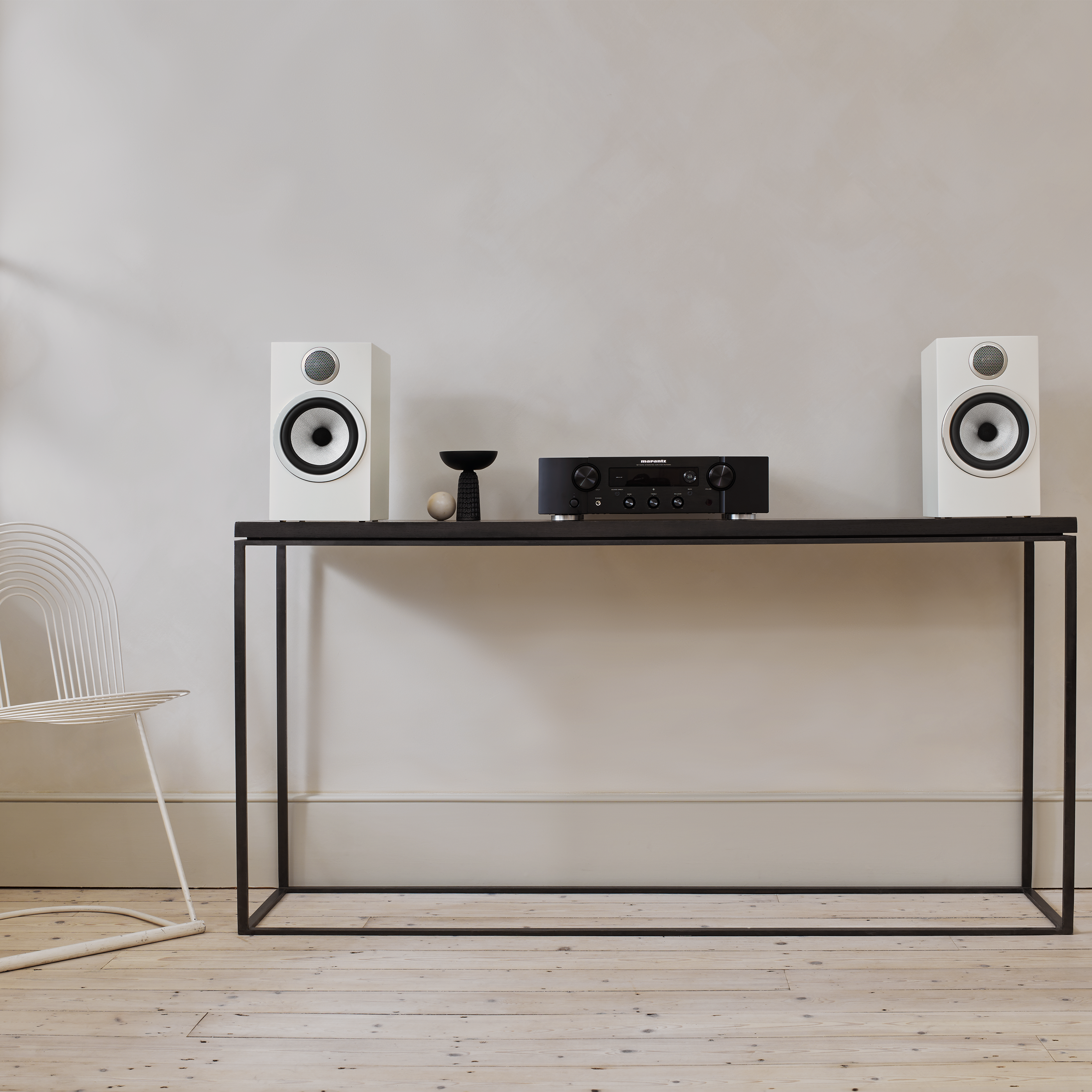 Bowers & Wilkins 706 S3