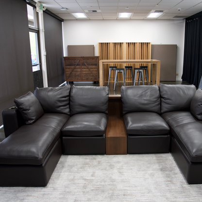 Pre-owned Cinematech Hudson Sofa