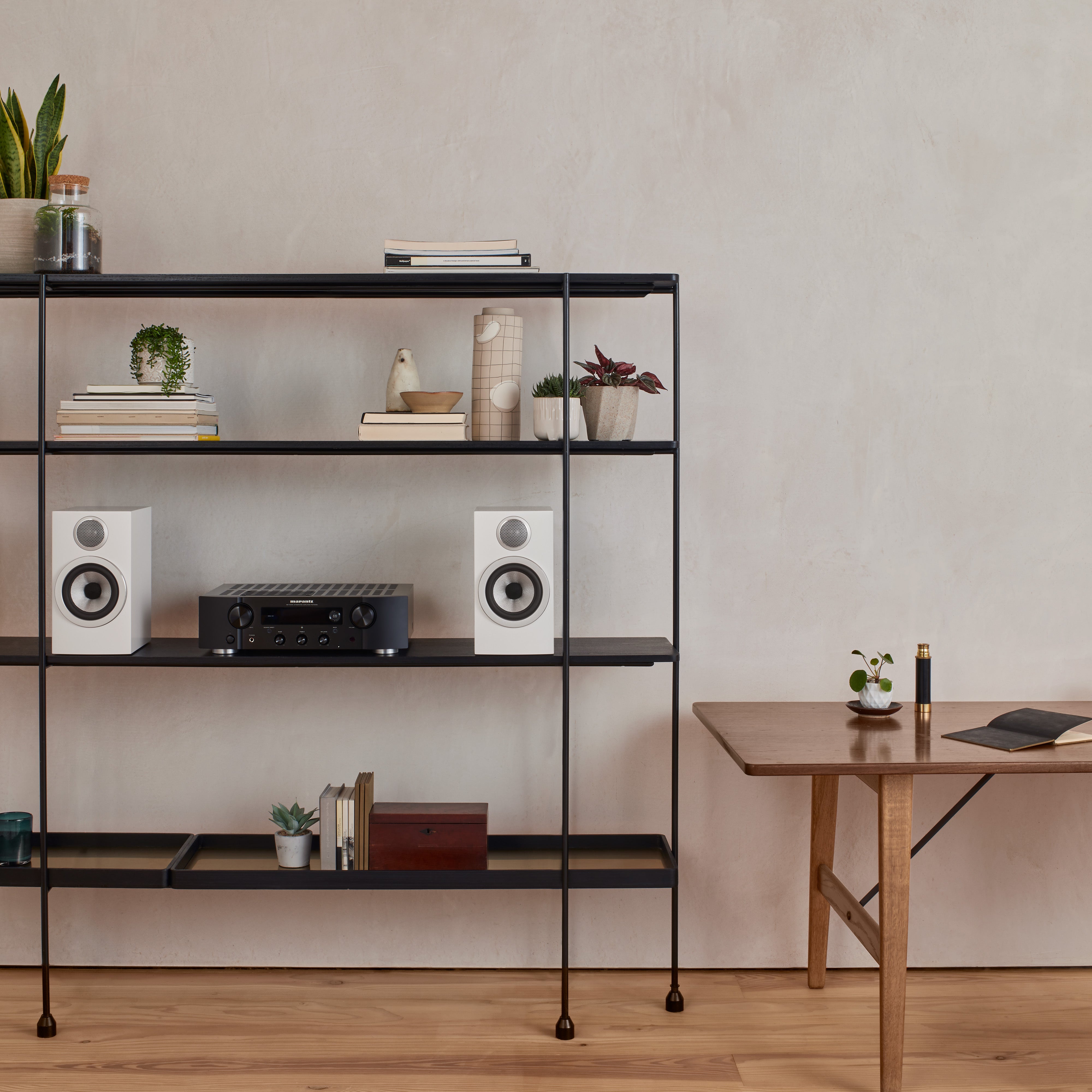 Bowers & Wilkins 707 S3