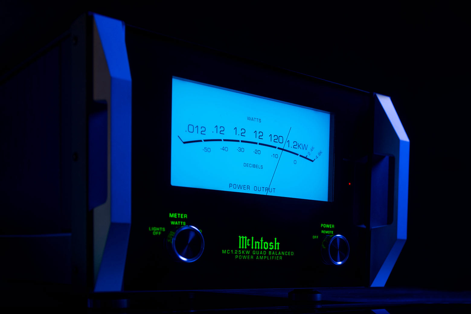 McIntosh MC1.25KW 1-Channel Solid State Amplifier